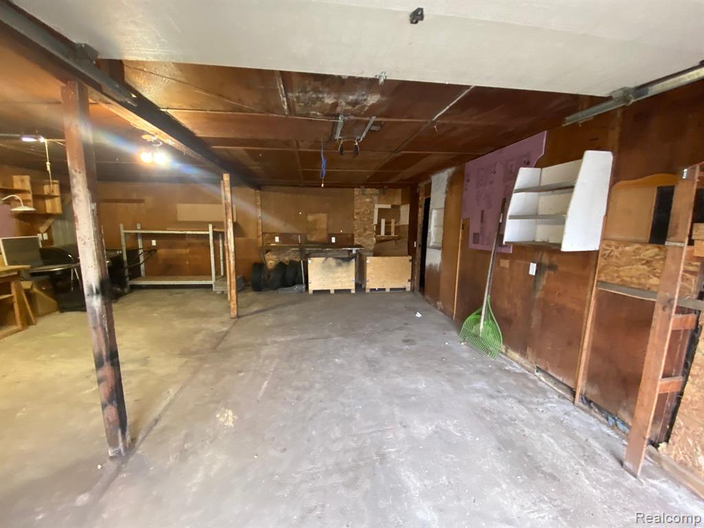 415 S MAIN Street, Davison, MI 48423 — Photo 12