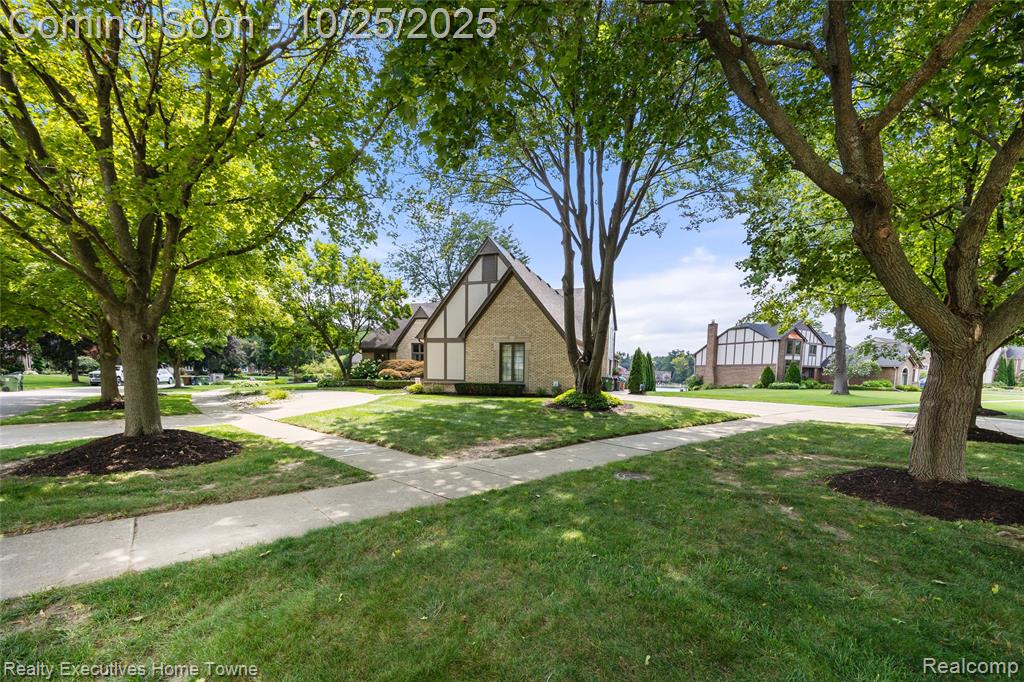 54464 Sherwood Lane, Shelby Twp, MI 48315 — Photo 70