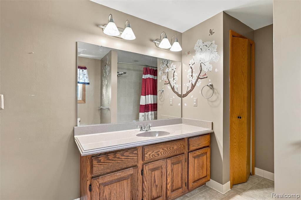 10780 Oxbow Lakeshore Drive, White Lake, MI — Photo 25
