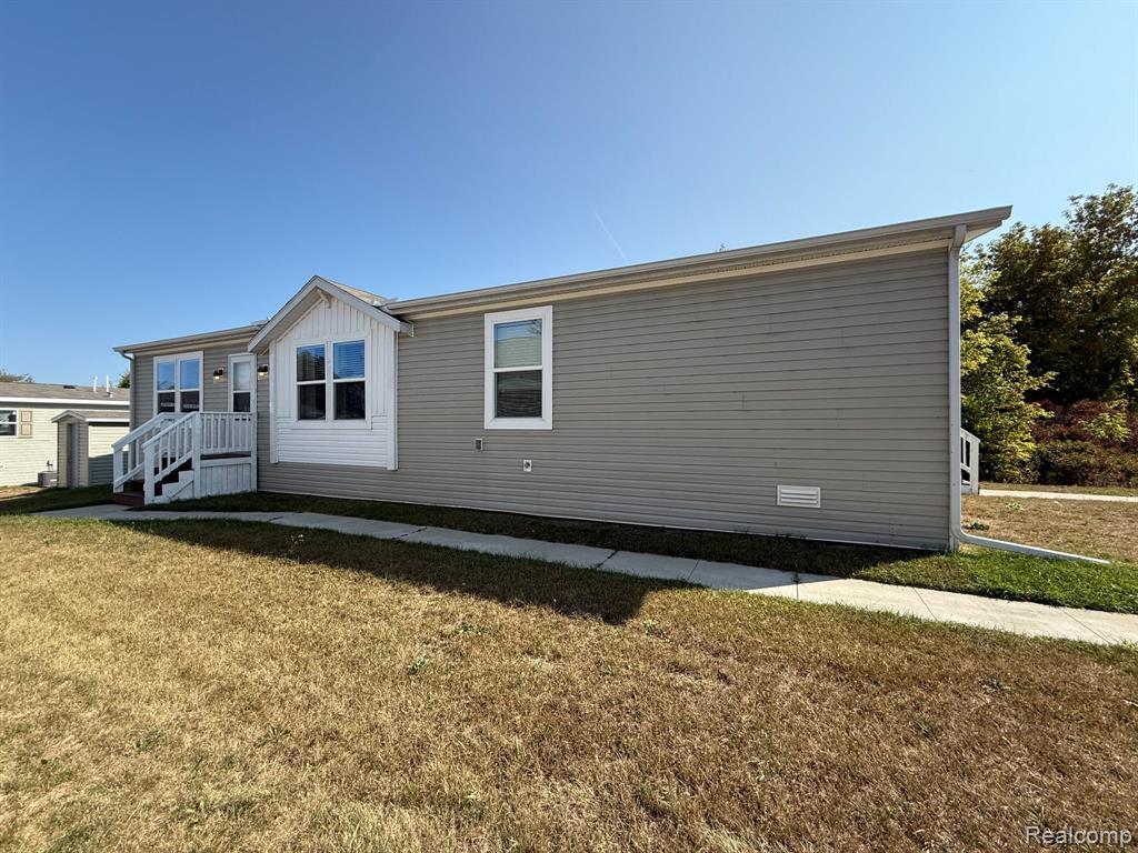 1553 Larkmore Lane, Grass Lake, MI 49240 — Photo 23