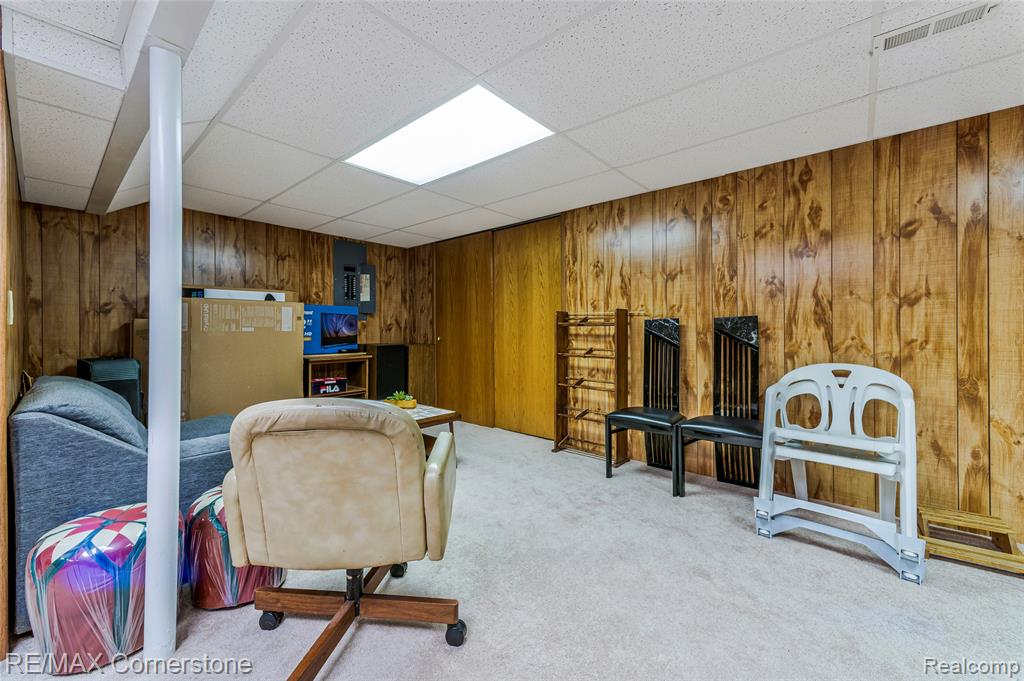 8307 Parkside Drive, Westland, MI — Photo 46