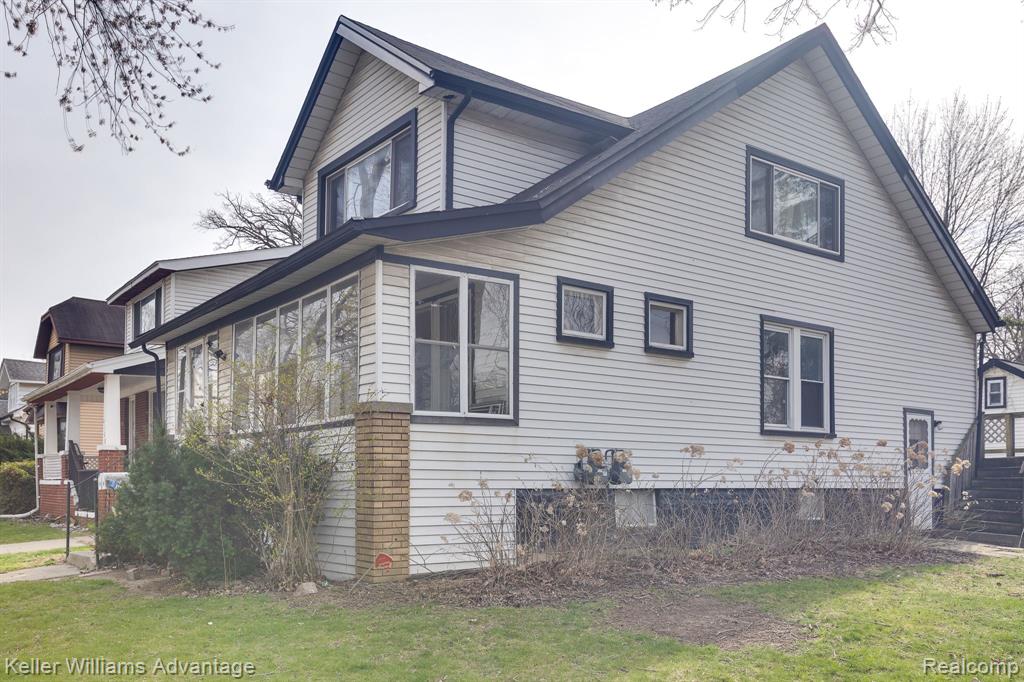 4104 Mayfair Street, Dearborn Heights, MI 48125 — Photo 3