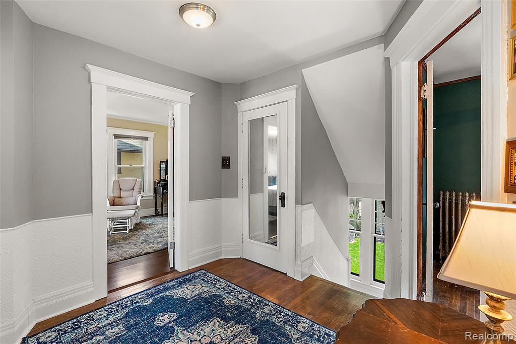 867 Edison Street, Detroit, MI 48202 — Photo 17