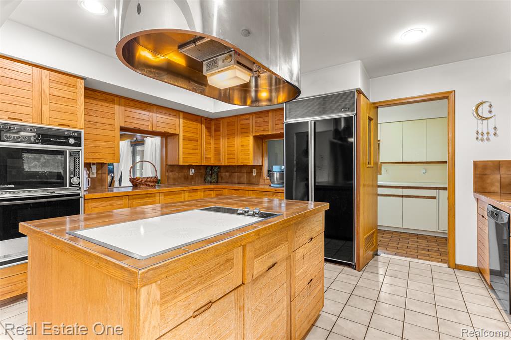 18191 Country Club Circle, Riverview, MI 48193 — Photo 19