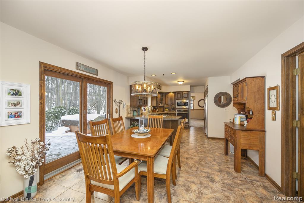 9711 Birch Run, Brighton, MI 48114 — Photo 31