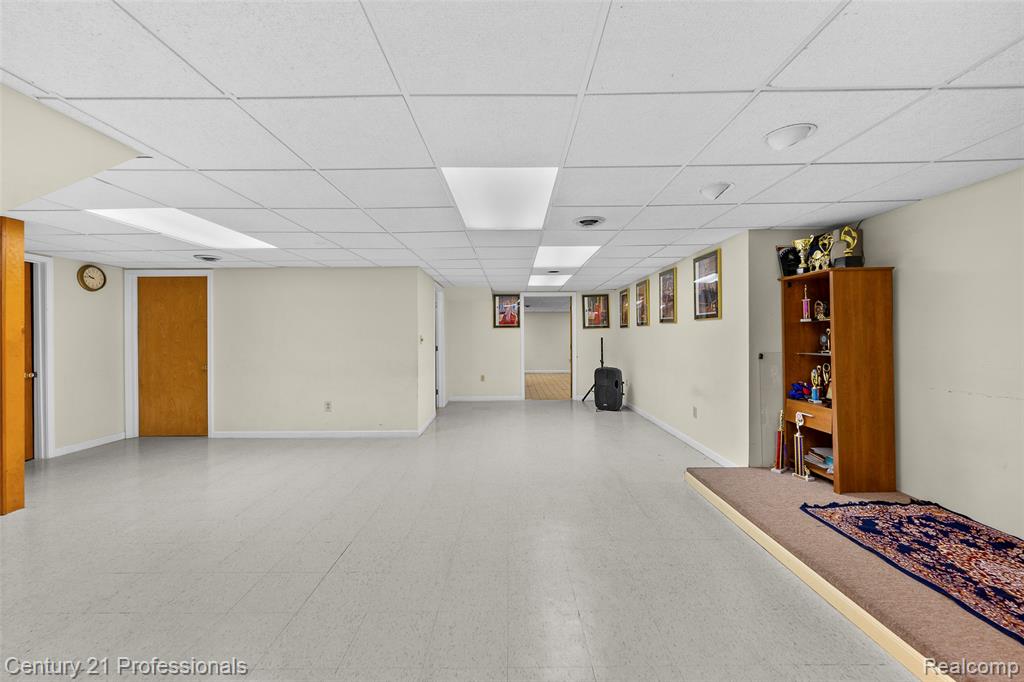 4310 Birch Run Drive, Troy, MI 48098 — Photo 31