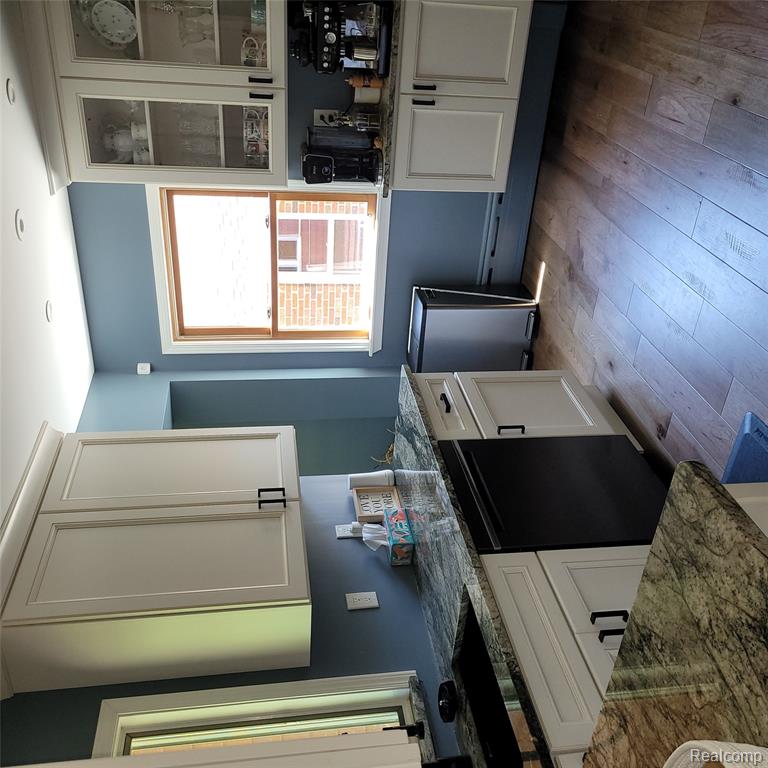 24640 Huron River Drive, Rockwood, MI — Photo 11