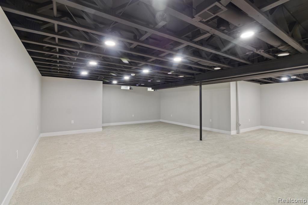 22300 RIVER RIDGE Trail, Farmington Hills, MI 48335 — Photo 24