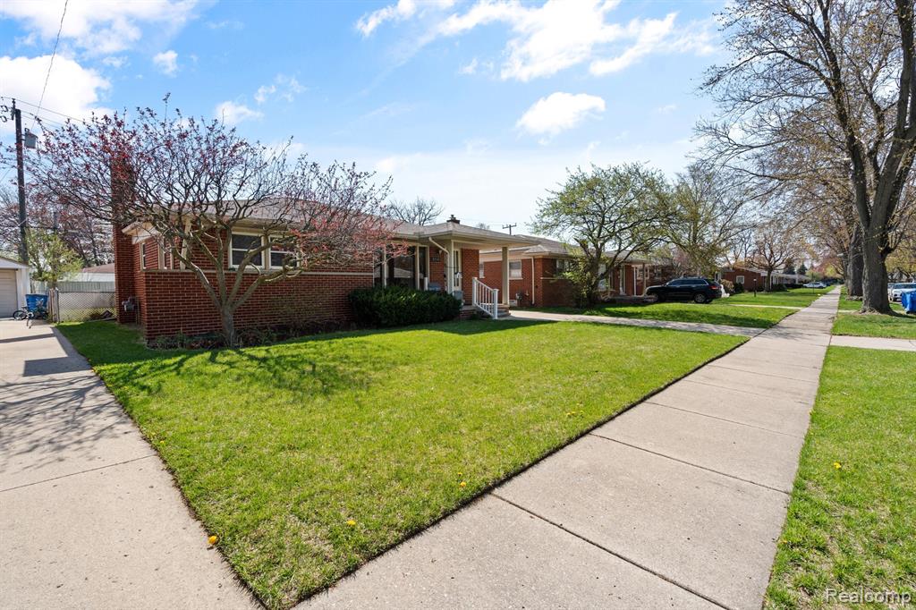 8540 ARNOLD Street, Dearborn Heights, MI 48127 — Photo 7