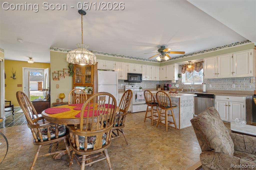 7244 Cardinal Road, Algonac, MI 48001 — Photo 14