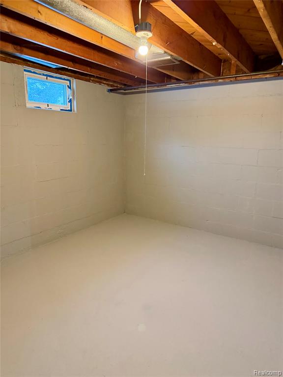 5976 Falkenbury Road, North Branch, MI 48461 — Photo 24