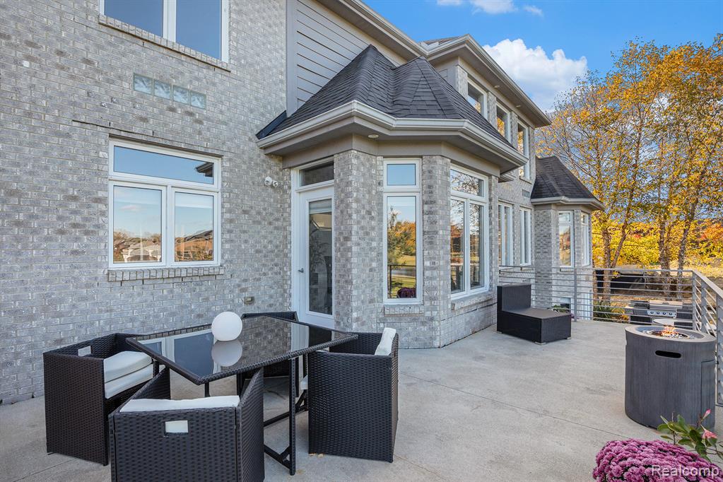 6535 Pond Drive, Washington, MI — Photo 43