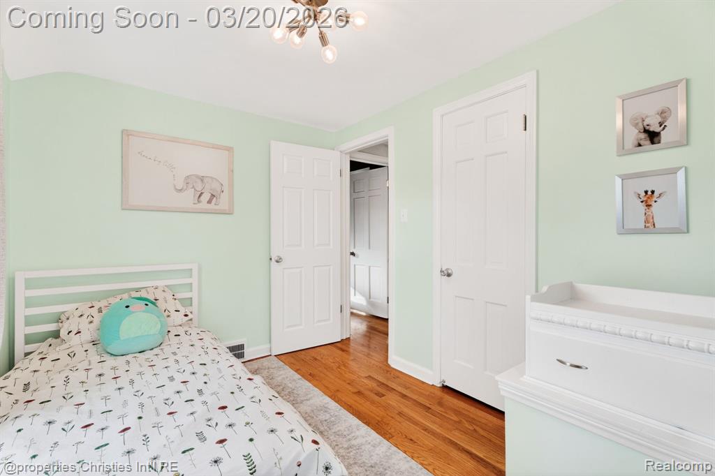 1922 Norwood Drive, Grosse Pointe Woods, MI 48236 — Photo 31
