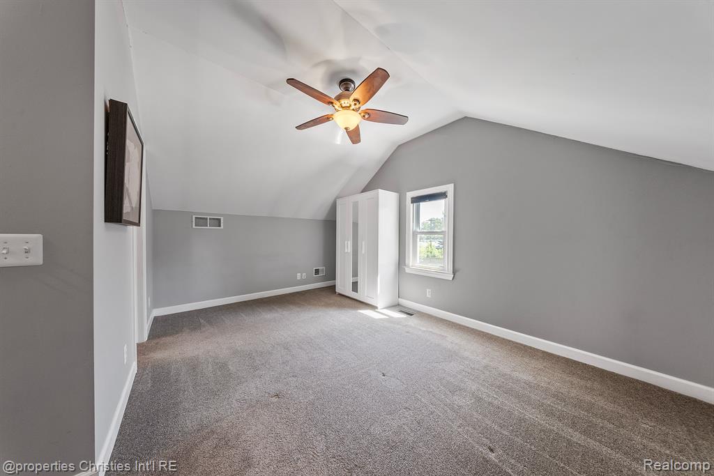 972 HARVARD Road, Berkley, MI 48072 — Photo 21
