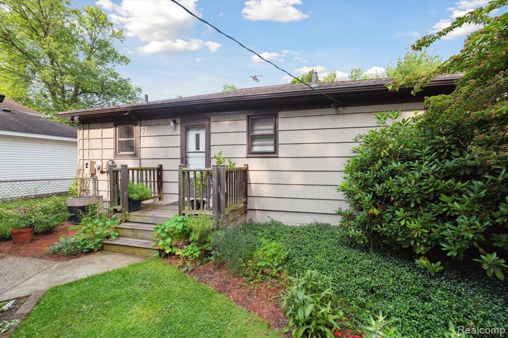460 OWENDALE Street, Ypsilanti, MI 48197 — Photo 27