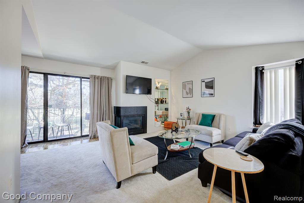27260 EVERGREEN Road, Lathrup Village, MI 48076 — Photo 5