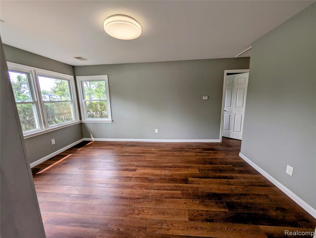 4302 Mandalay Avenue, Royal Oak, MI 48073 — Photo 7