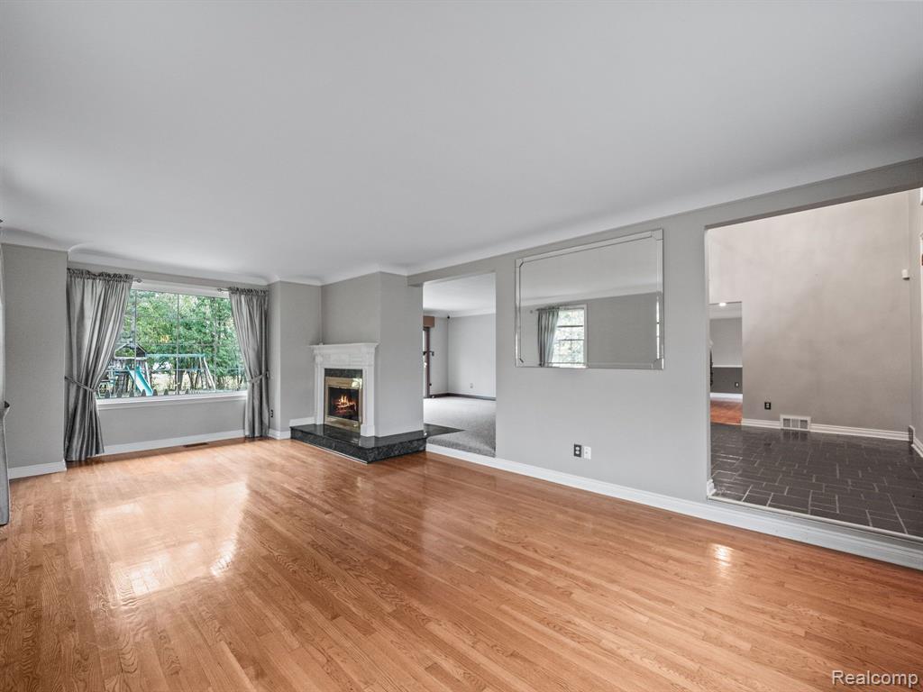 5707 WOODWIND Drive, Bloomfield Hills, MI 48301 — Photo 10