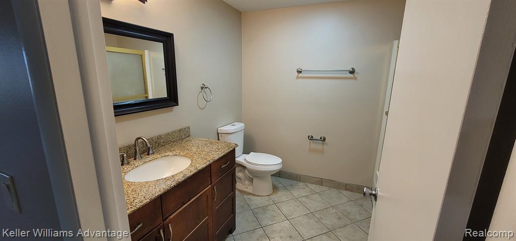 7416 Azalea Court, West Bloomfield, MI — Photo 12