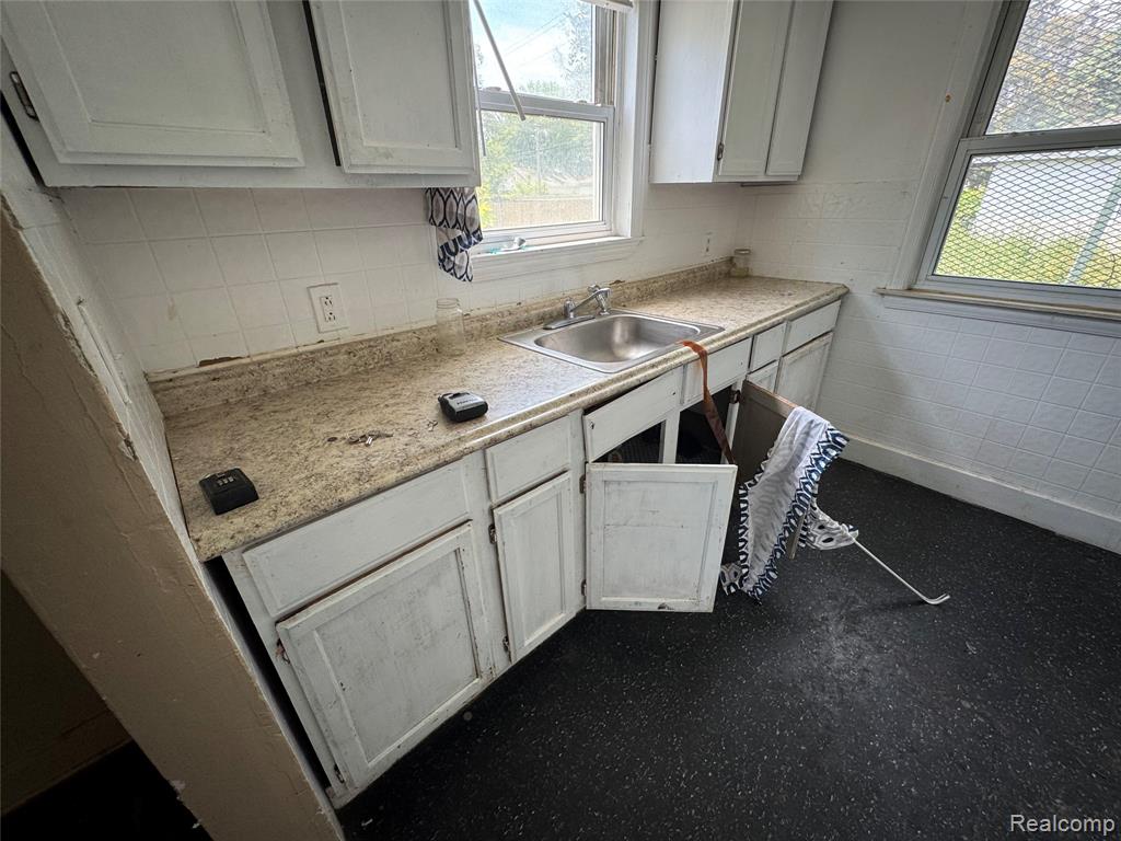 9710 Courville Street, Detroit, MI 48224 — Photo 12
