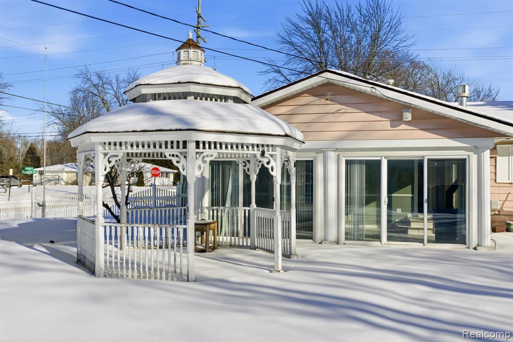 532 Michigan Avenue, Marysville, MI 48040 — Photo 42
