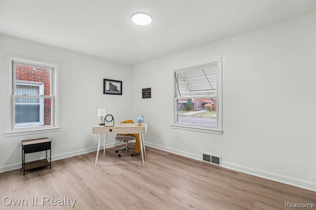 20242 Steel Street, Detroit, MI 48235 — Photo 16