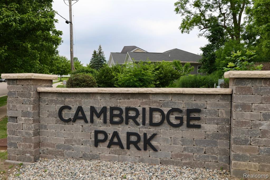 4020 Oak Street, Grand Blanc, MI 48439 — Photo 35