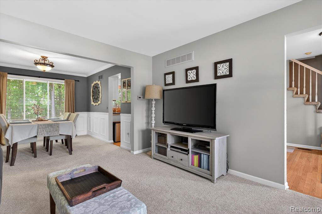 7071 Foxcreek Drive, Canton, MI 48187 — Photo 11