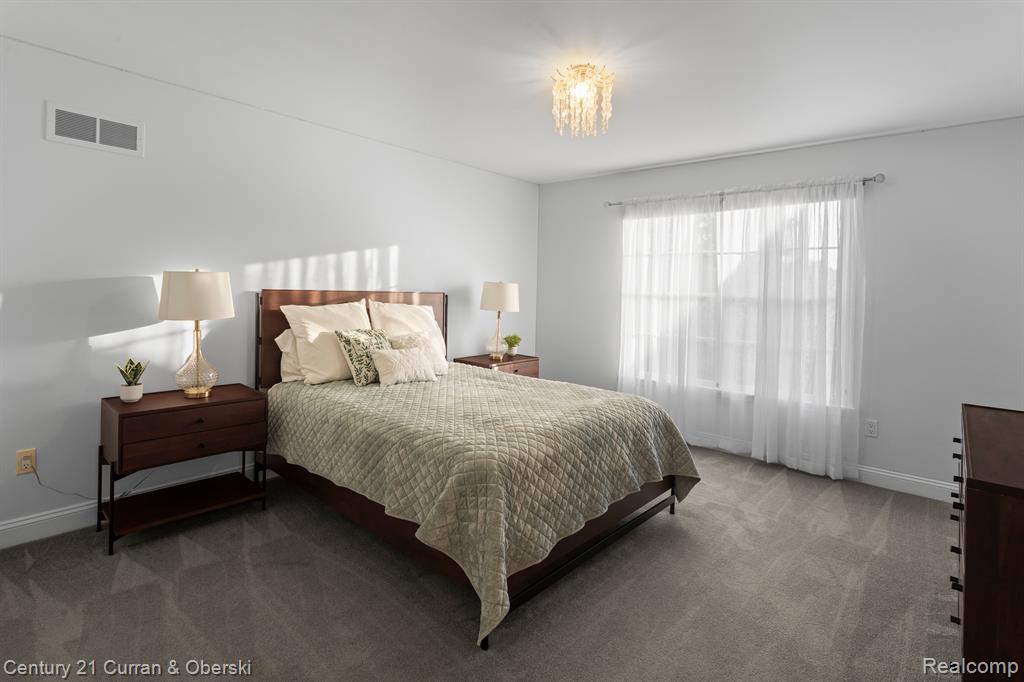 15892 CRYSTAL DOWNS E, Northville, MI 48168 — Photo 31