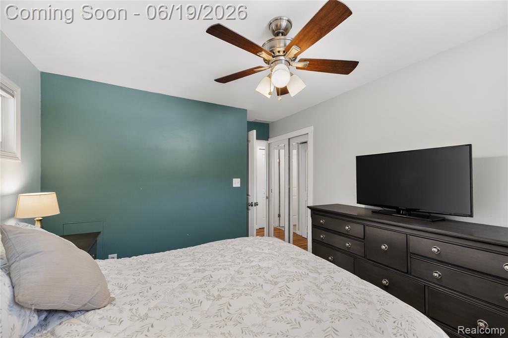 25815 West River Road, Grosse Ile, MI 48138 — Photo 23