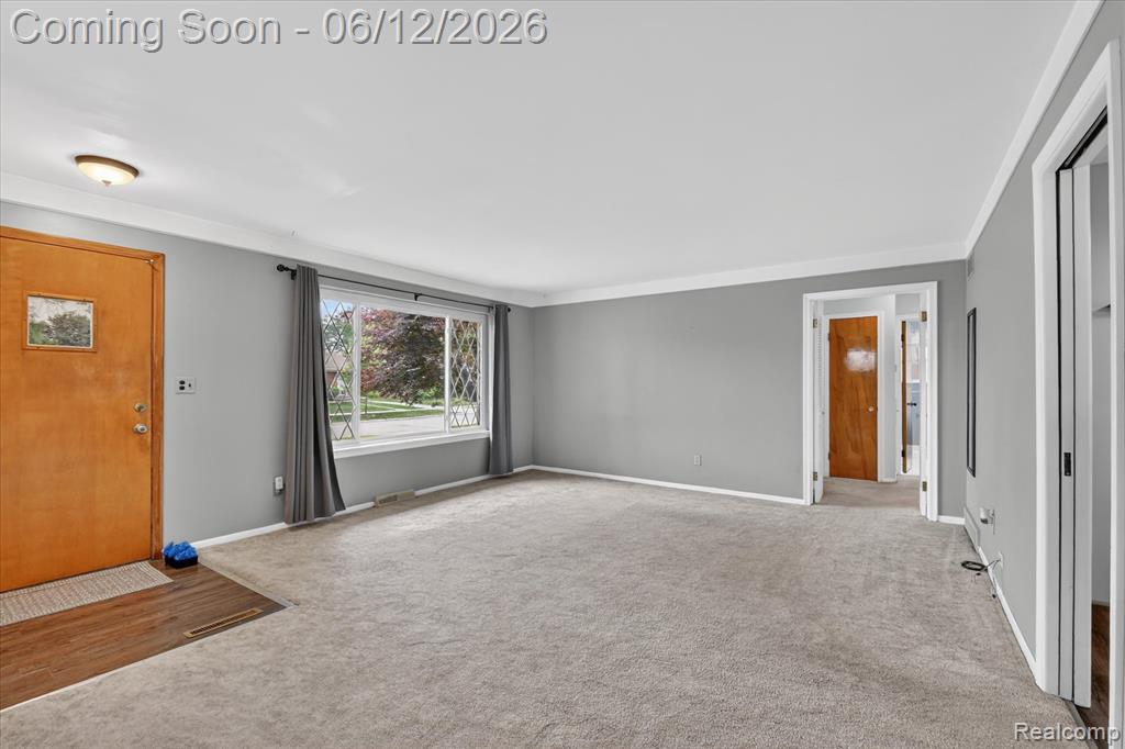 1616 Connie Avenue, Madison Heights, MI 48071 — Photo 4