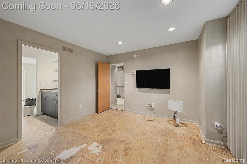 4231 Windridge Court, West Bloomfield, MI 48323 — Photo 8