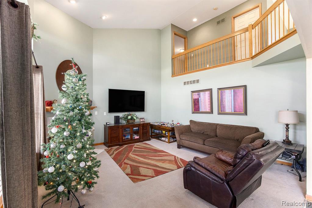 52644 CLEVELAND Street, New Baltimore, MI 48047 — Photo 4