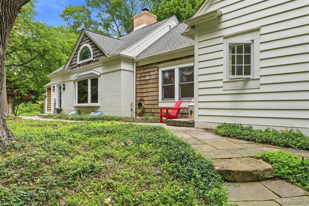27310 Crestwood Drive, Franklin, MI 48025 — Photo 5