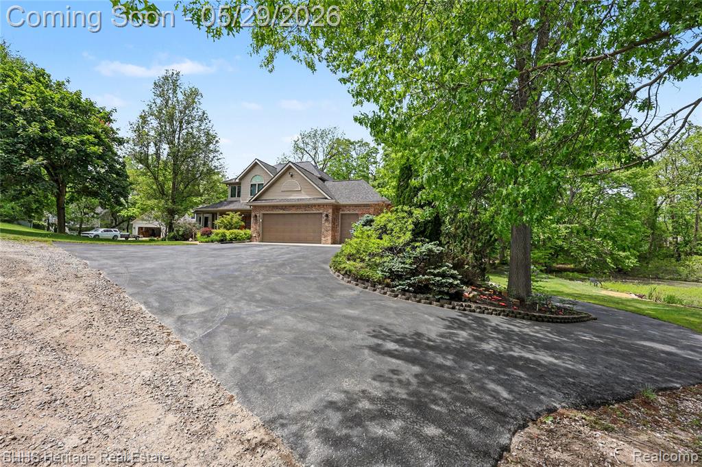 7314 Harrington Drive, Brighton, MI 48116 — Photo 37
