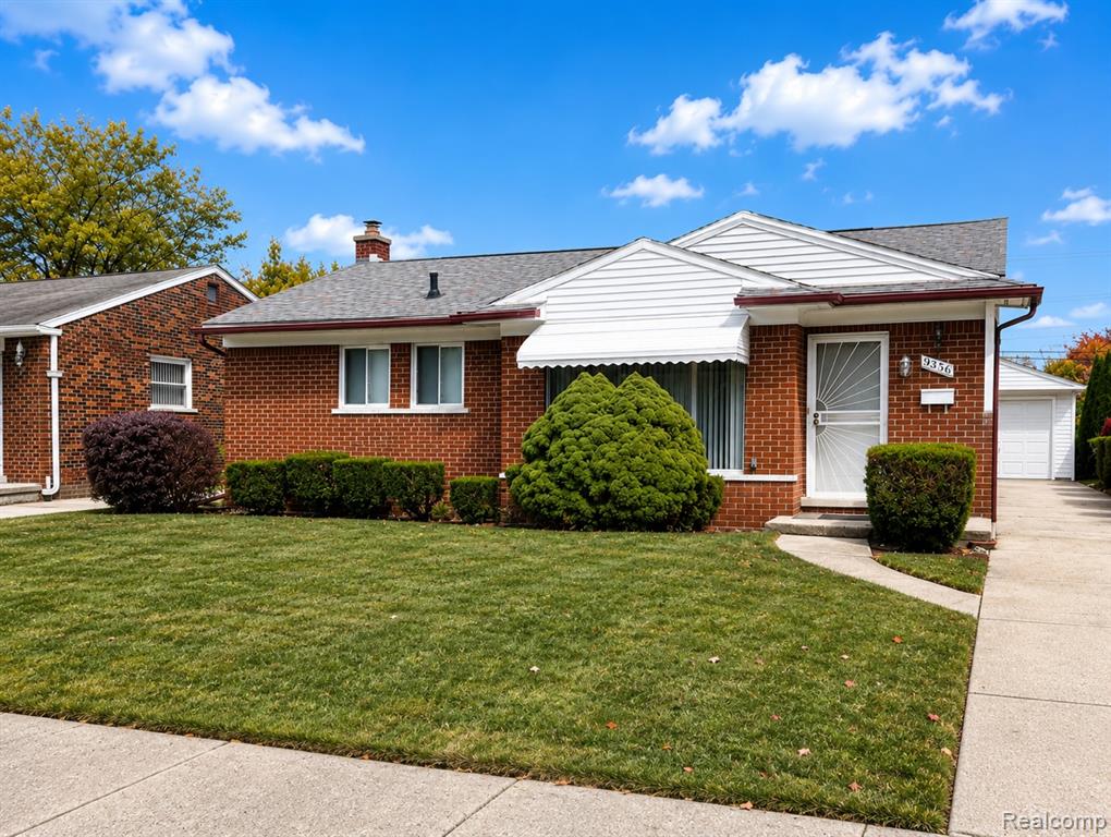 9356 Riverview, Redford, MI 48239 — front exterior