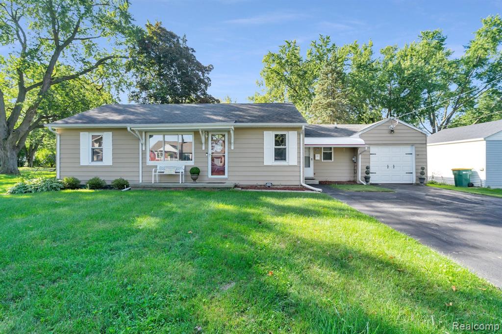 578 WILSON Avenue, Mount Morris, MI 48458 — front exterior
