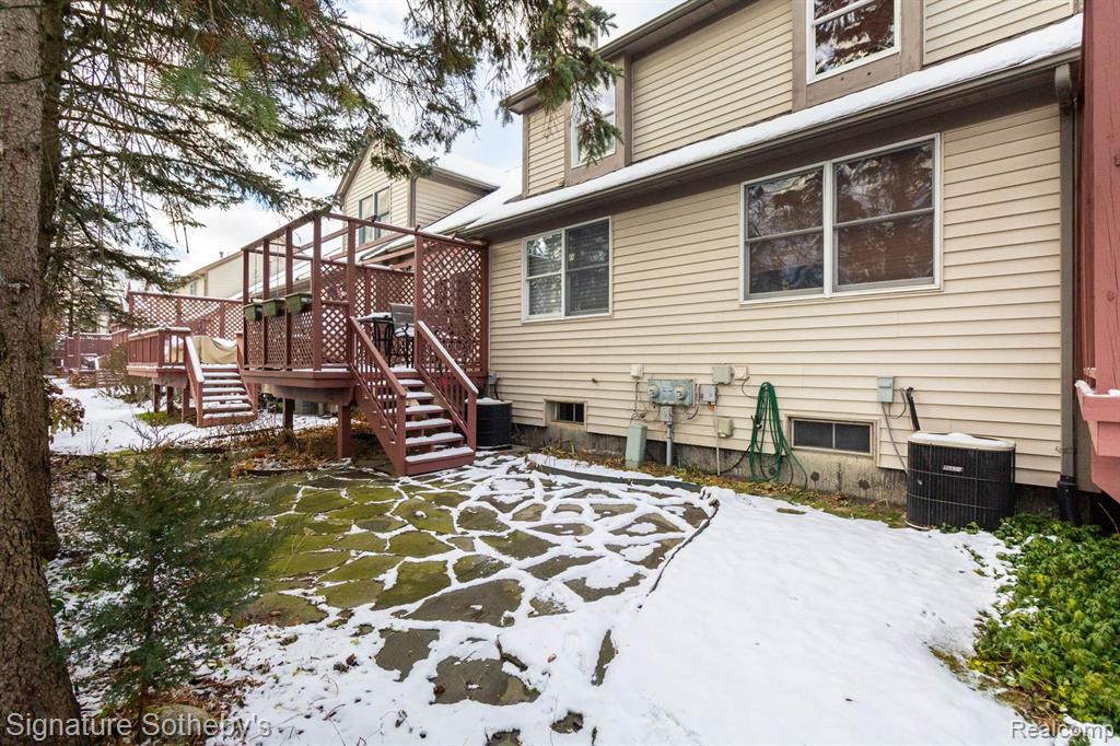 424 Oak Run Court, 11, Royal Oak, MI 48073 — Photo 45