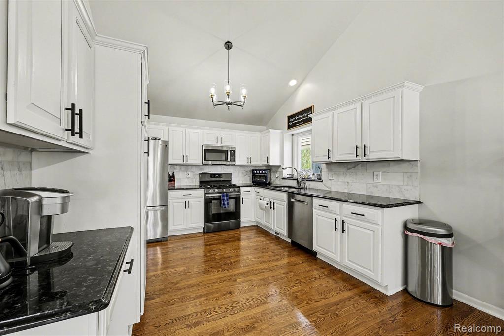 57595 Yorkshire Drive, Washington, MI — Photo 16