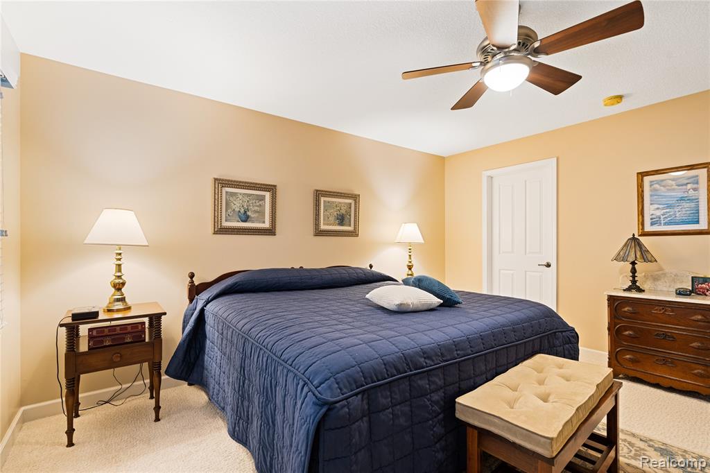 945 Saint James Park Avenue, Monroe, MI 48161 — Photo 37