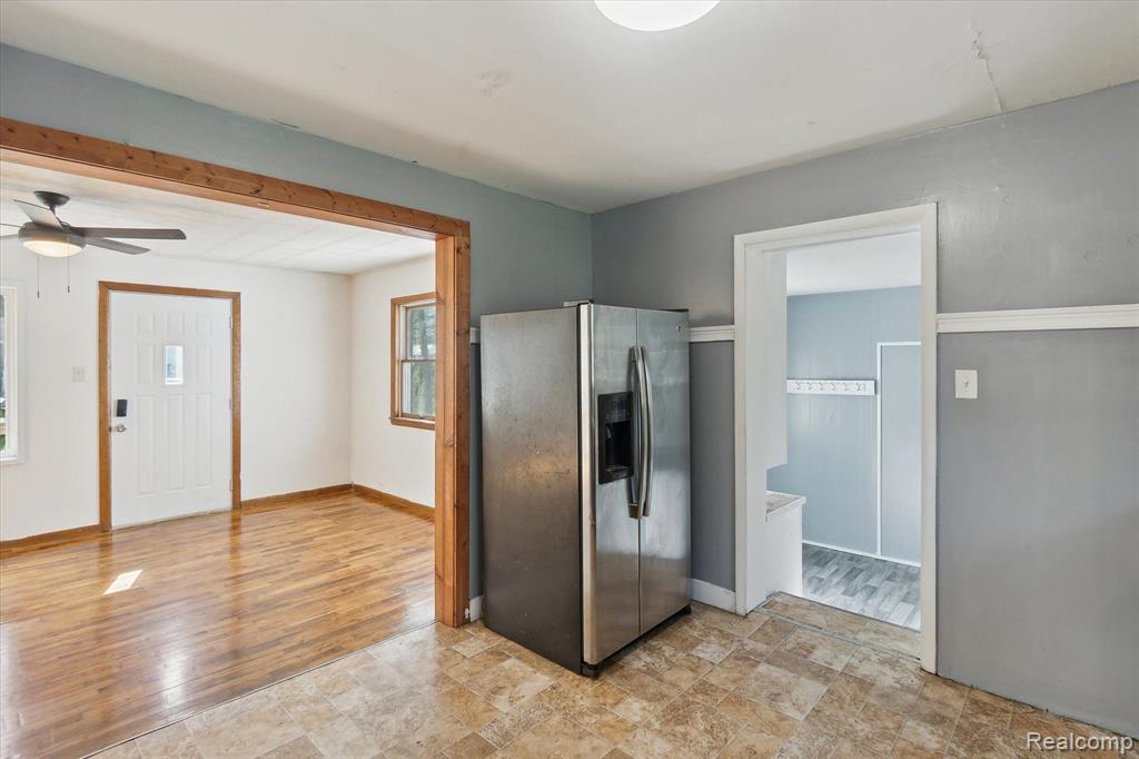 5407 Country Lane, Flint, MI 48506 — Photo 10