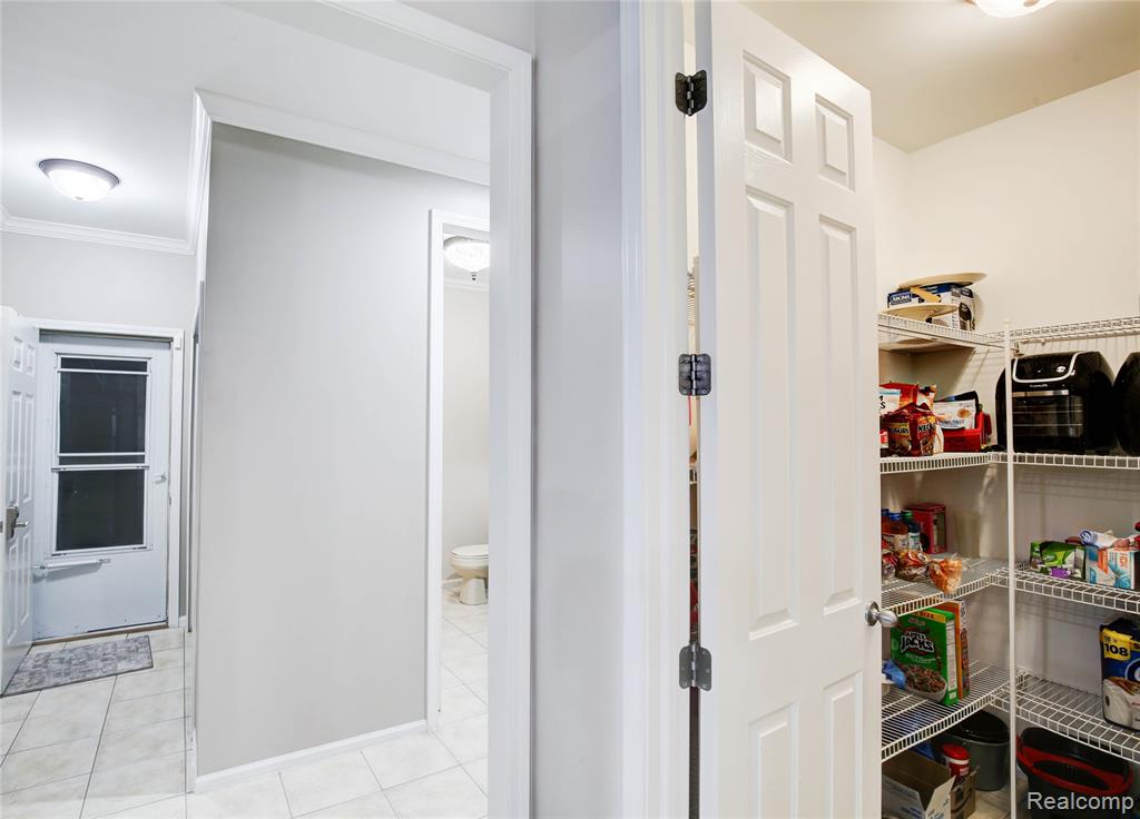 50600 Koss Drive, Macomb, MI 48044 — Photo 25