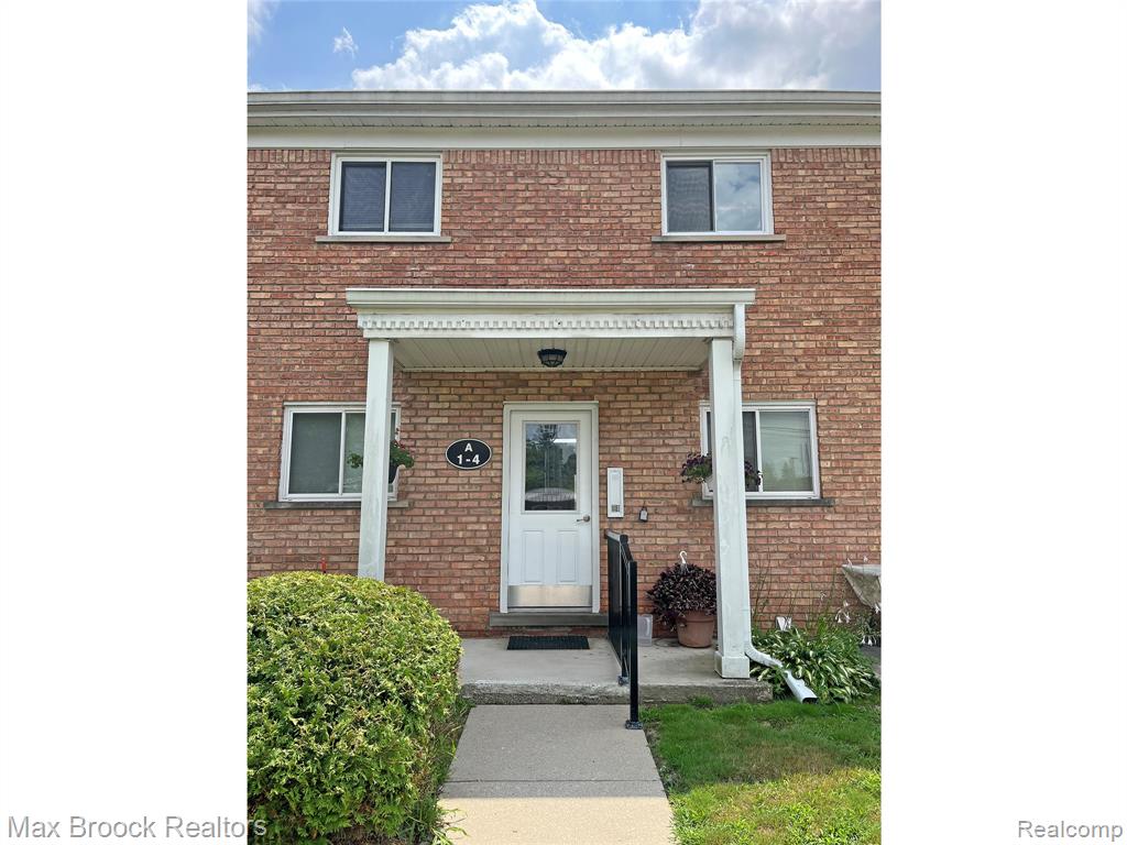 801 W LONG LAKE Road, A-4, Bloomfield Hills, MI 48302 — Photo 23