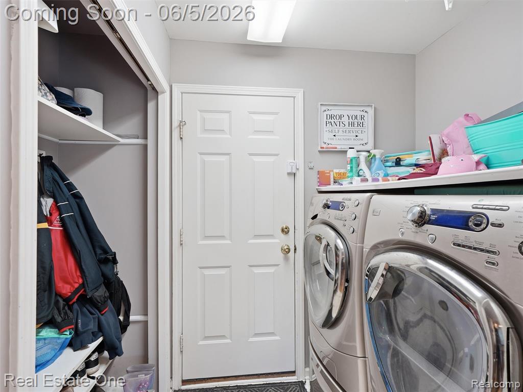 7794 Paint Creek Drive, Ypsilanti, MI 48197 — Photo 17