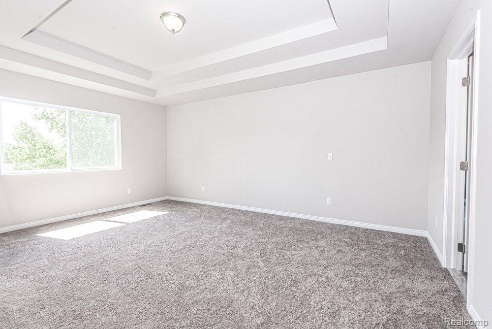 135 Parker Lane, Ortonville, MI 48462 — Photo 16