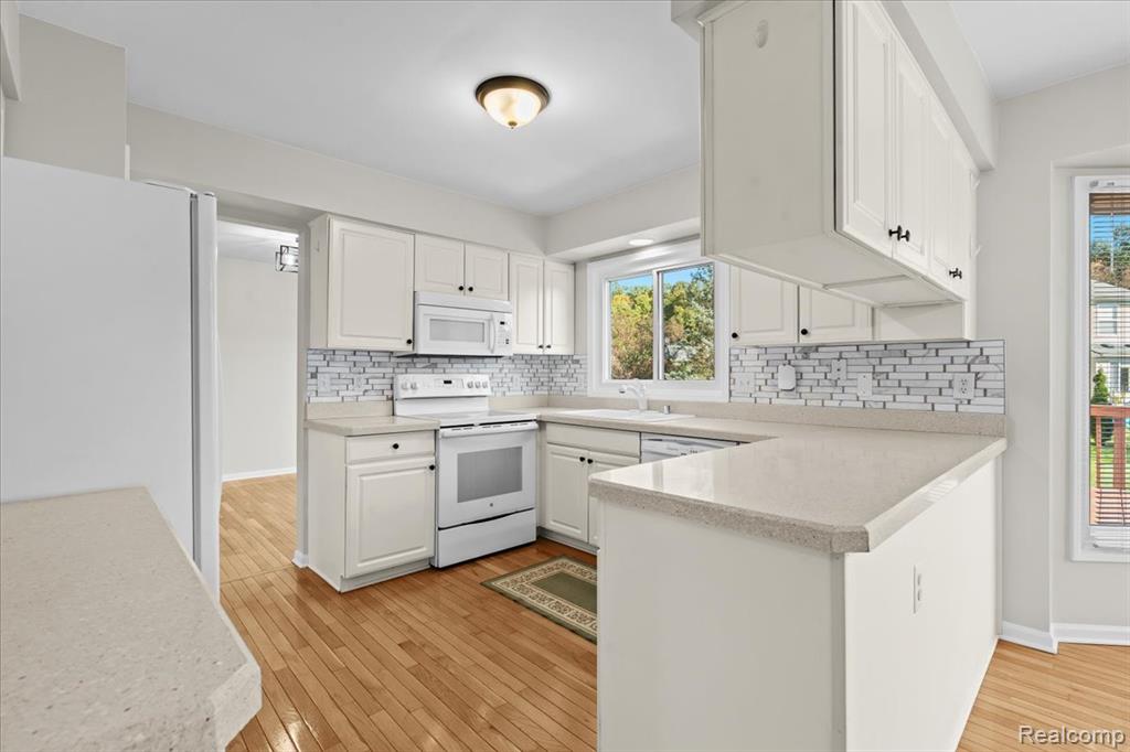 5747 Glen Creek Court, Ann Arbor, MI 48108 — Photo 18