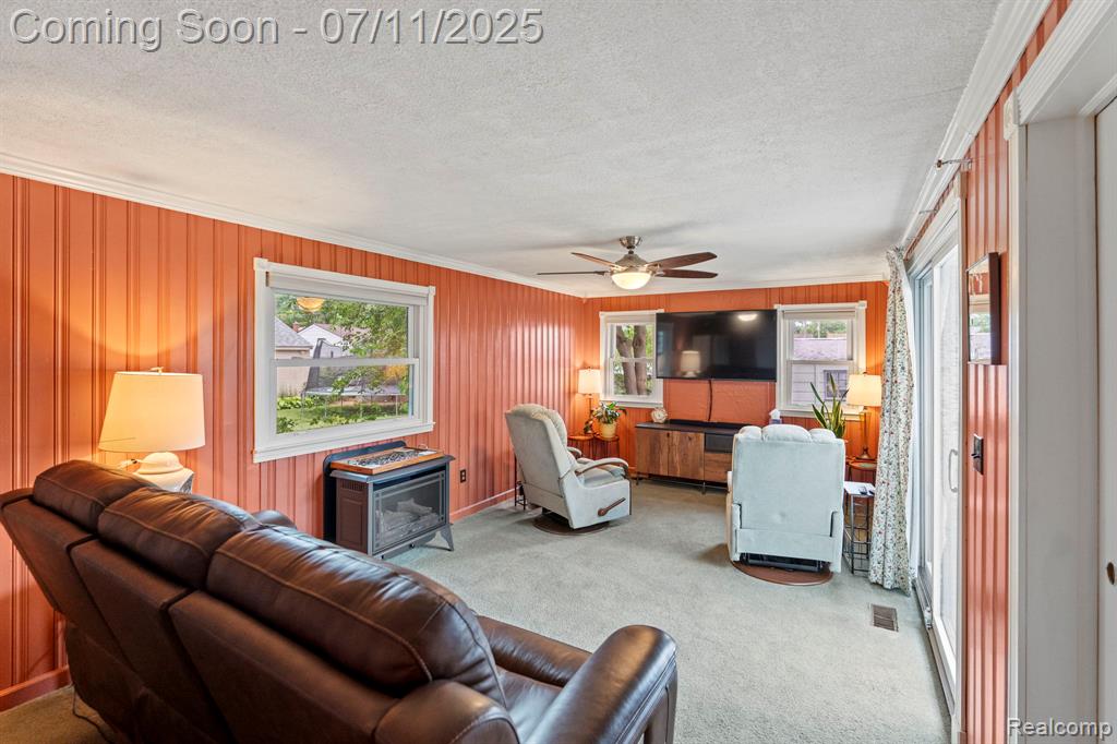 7557 Standard, Center Line, MI 48015 — Photo 29