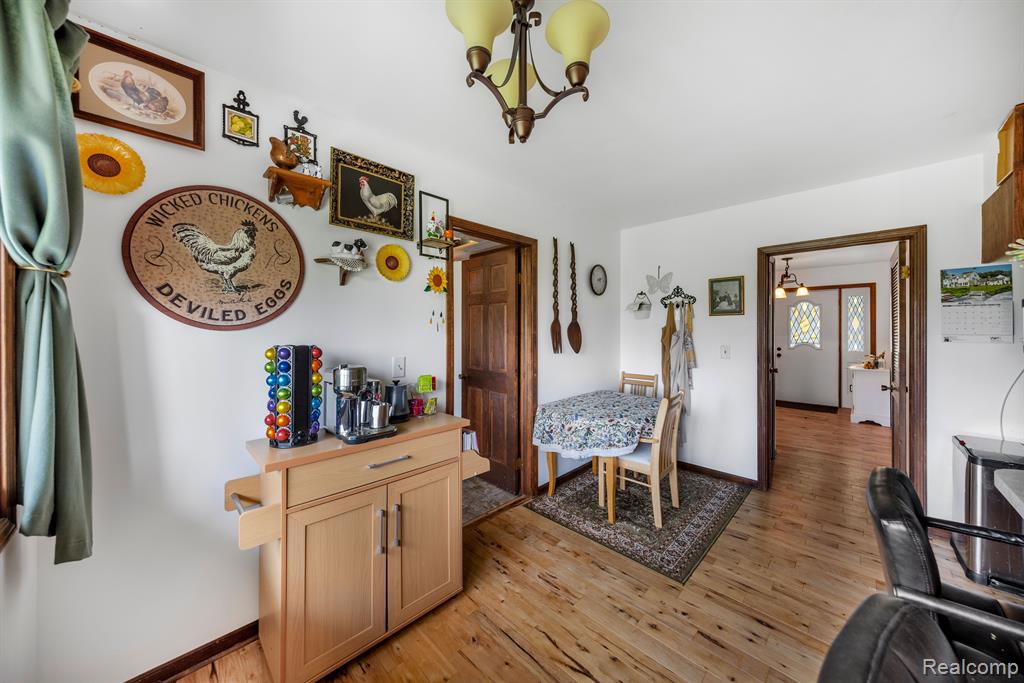 5412 N JENNINGS Road, Flint, MI 48504 — Photo 12