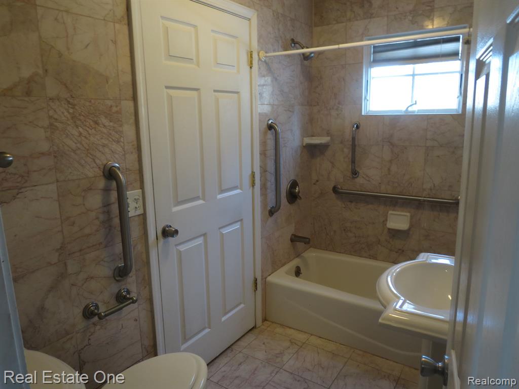 772 BURROUGHS Street, Plymouth, MI 48170 — Photo 30
