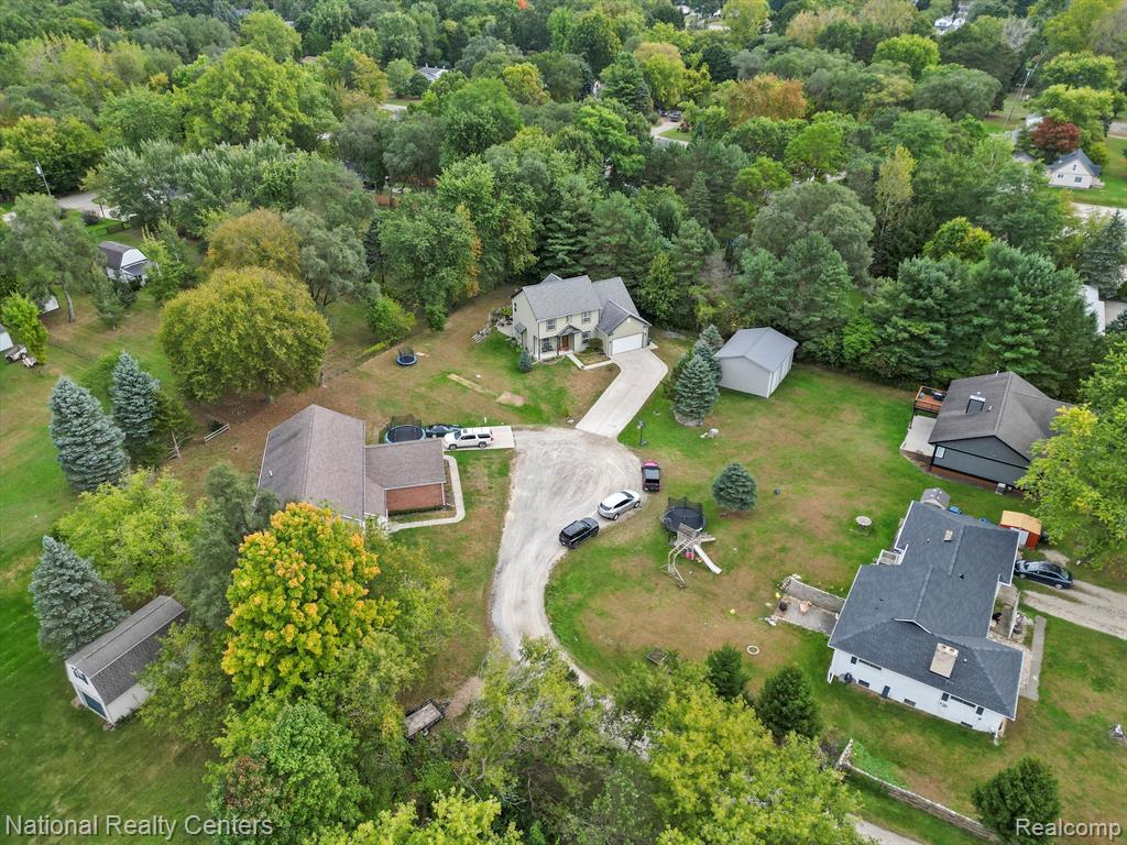 628 EVAN Court, Lake Orion, MI 48362 — Photo 3